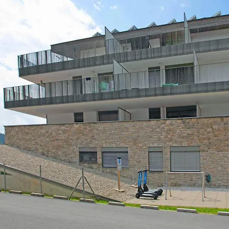 Apartment Apartment *